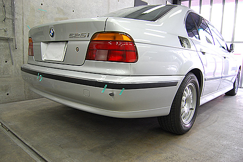 BMW 525i (E39)̃op\C