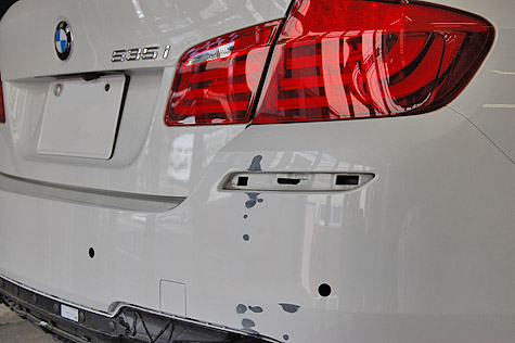 BMW･535i(F10)のバンパ—の傷を研磨