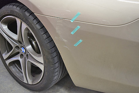 BMW・640i・カブリオレ(F12)のリヤバンパー側面の傷
