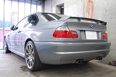 BMW M3 (E46)を後ろから撮影