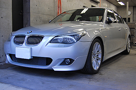 BMW 525i (E60)