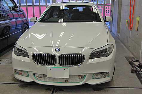 BMW 535i M･スポーツのボディコーティングの準備