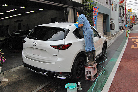 マツダ・CX-5 XD Lパッケージを洗車