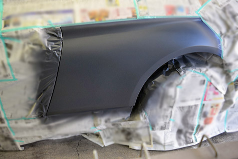 �A���s�i�D4��r�^�[�{�̃����t�F���_�[�ɉ��n�̃T�t�F��h��