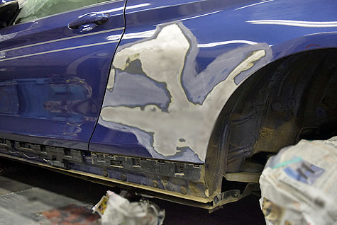 �A���s�i�D4��r�^�[�{�̃����t�F���_�[�̔�������