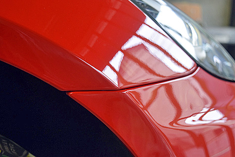 �t�F���[���E�J���t�H���j�A�̃t�F���_�[�ƃo���p�[�̍��킹��