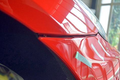 �t�F���[���E�J���t�H���j�A�̑O�o���p�[�̌��Ԃ̏ڍ�