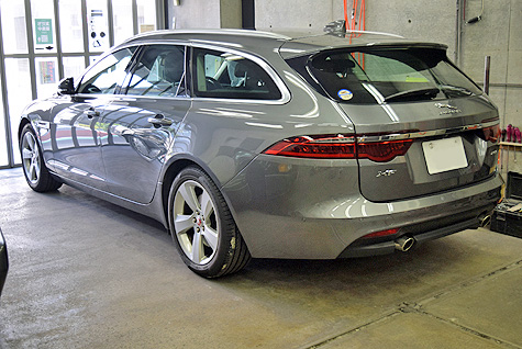 �W���K�[�XF��X�|�[�c�u���C�N����납��B�e