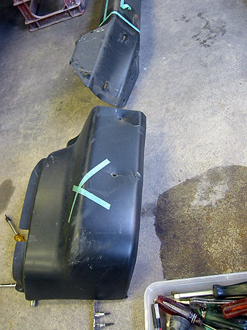 �W�[�v������O���\�̔j�����R�[�i�[�o���p�[