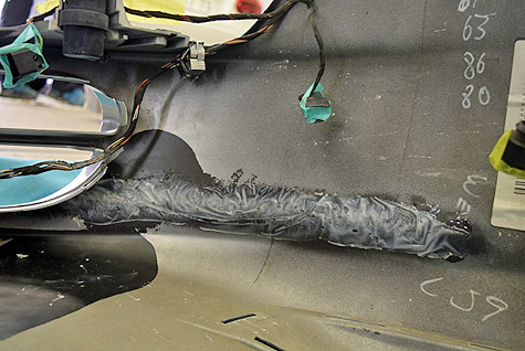 �|���V�F�911��J����S (997)�̃o���p�[�̊����ڒ�